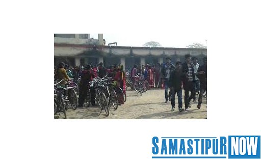 School did not take long time experimental exams then Students did the ruckus Samastipur Now