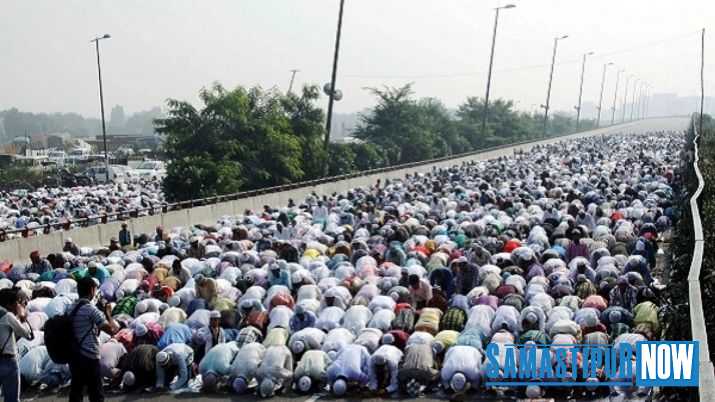 Mufti of Aligarh ordered Namaz on the roof instead of roads samastipur now